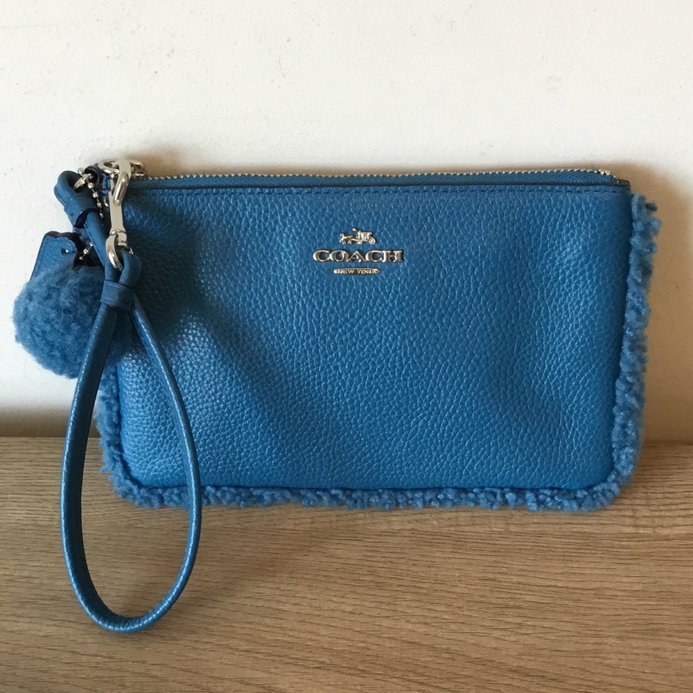 Coach Blue Pebbled Leather Wristlet w/Shearling Trim, Pom Pom & Dusty